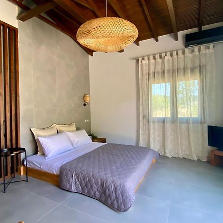 Akasti Slow Living Paralia Sikias Bagian luar foto