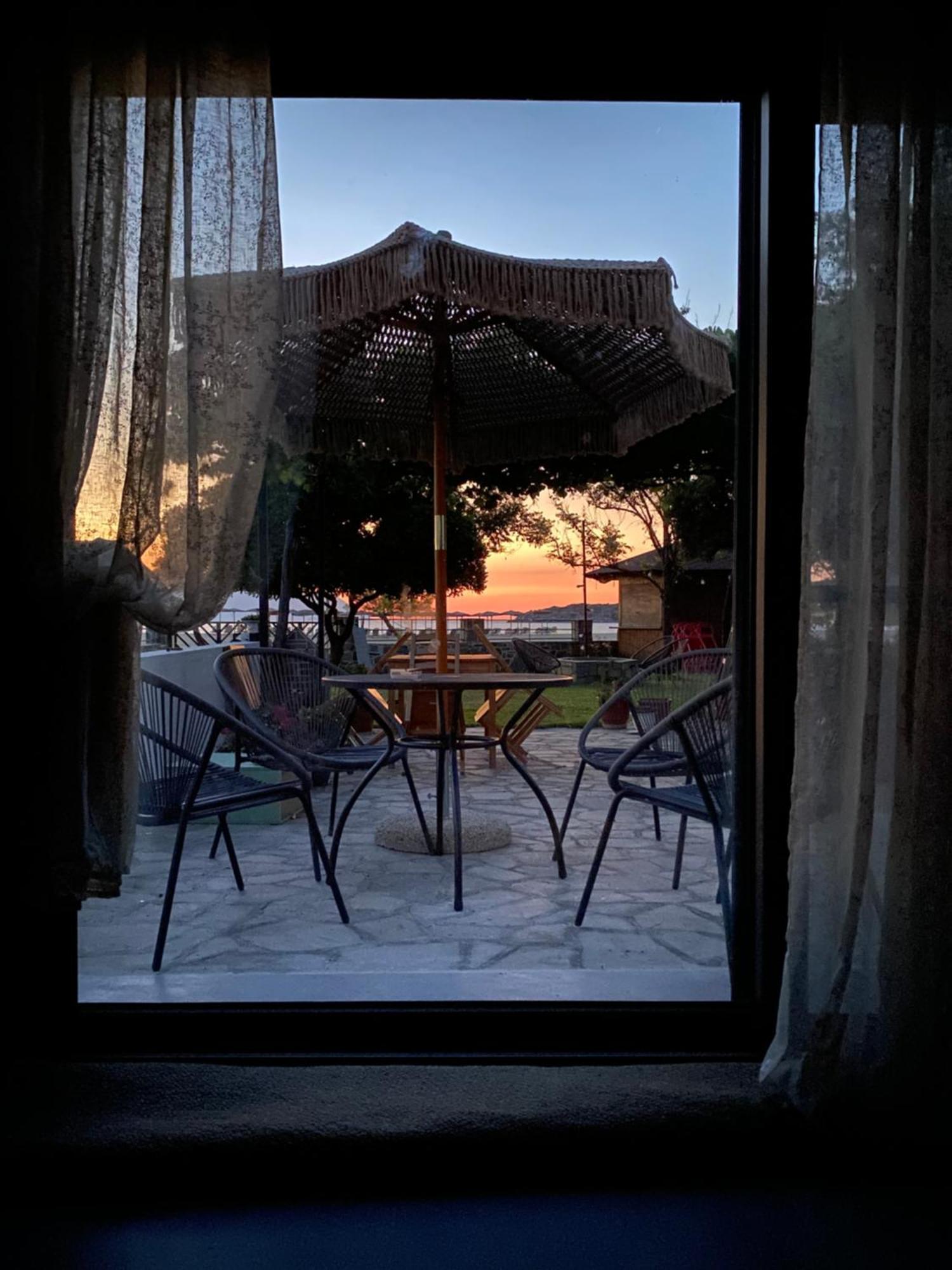 Akasti Slow Living Paralia Sikias Bagian luar foto