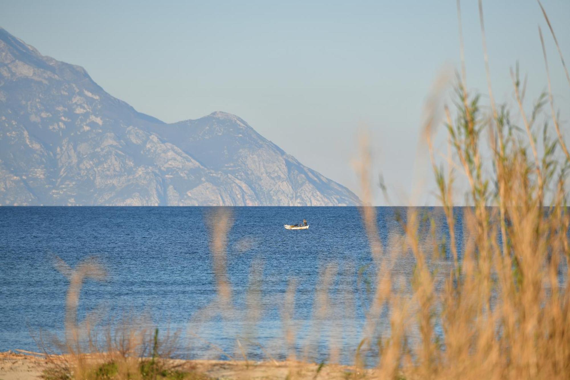Akasti Slow Living Paralia Sikias Bagian luar foto